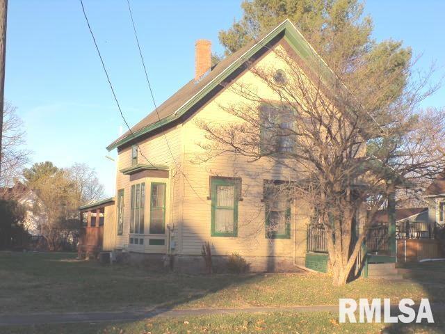914 Willard St., Galesburg, IL 61401