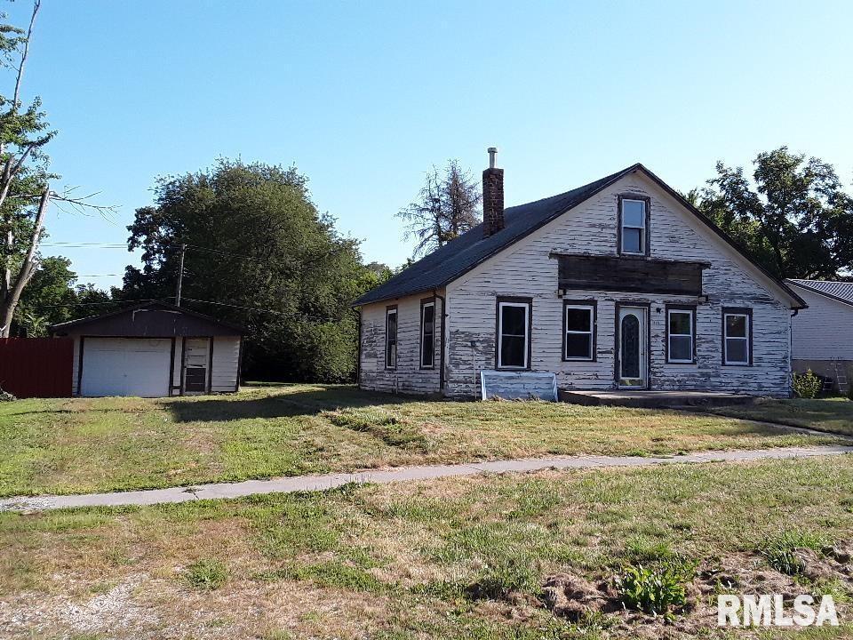1405 16th Ave., Viola, IL 61486