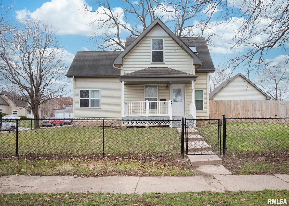 520 9th Ave., Rock Island, IL 61201