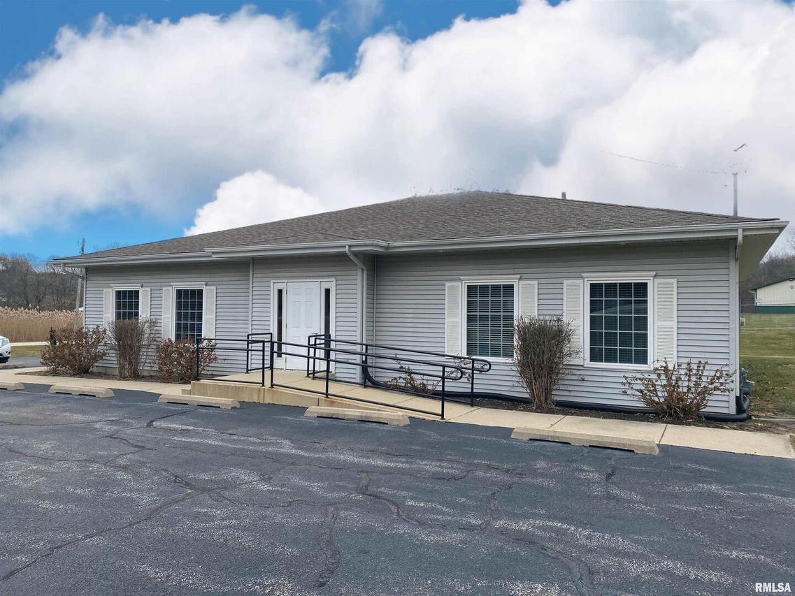 1010 Rosehill Rd., Port Byron, IL 61275