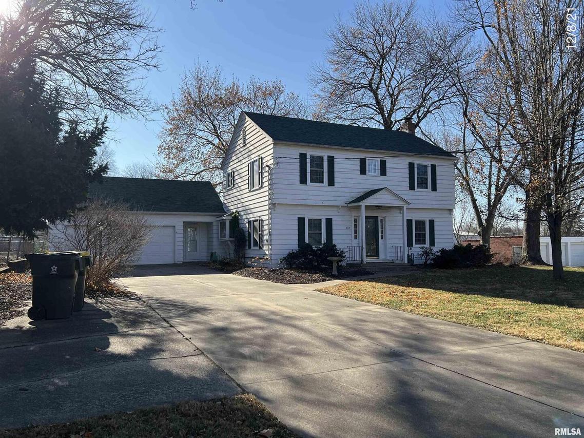 414 W Pearl St., Geneseo, IL 61254