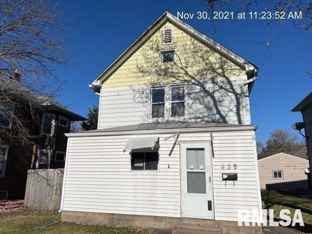 439 17th Ave., East Moline, IL 61244