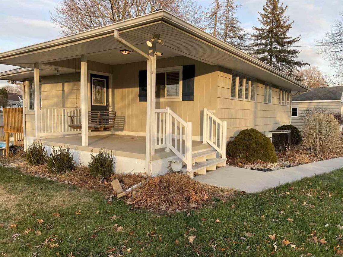 4419 26th Ave., Moline, IL 61265