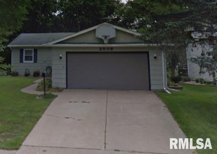 2508 2nd St., Moline, IL 61265