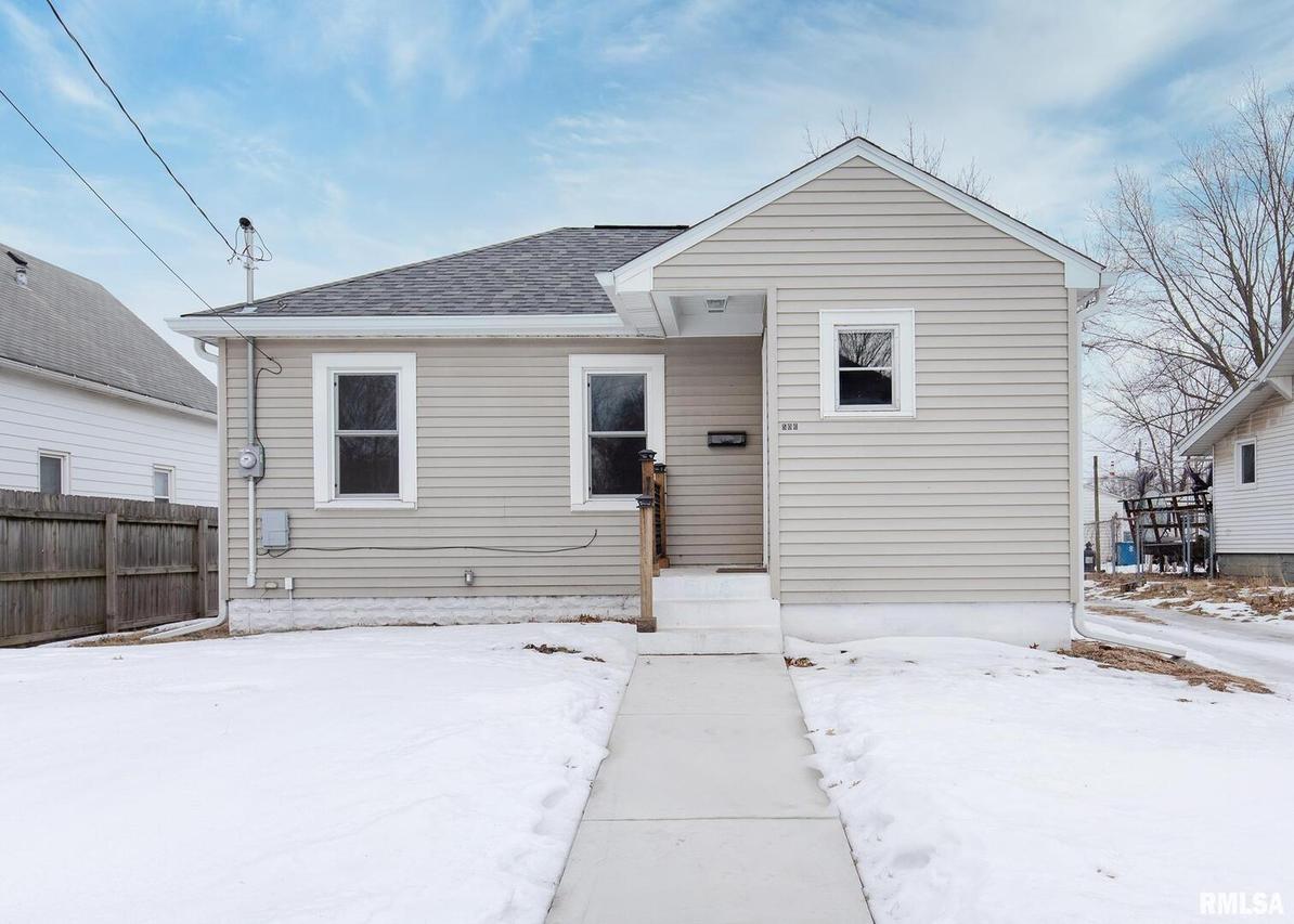 506 22nd Ave., Rock Island, IL 61201