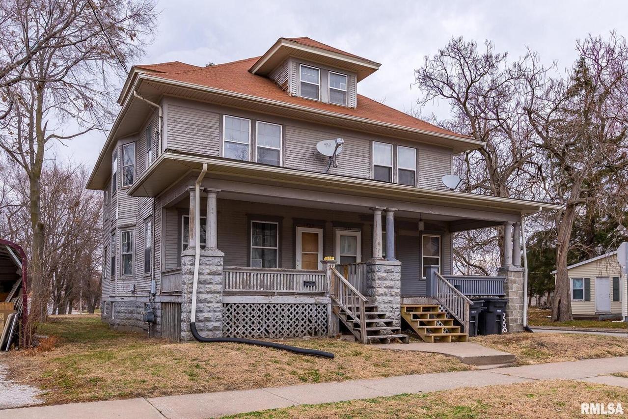 1229-1231 9th Ave., Rock Island, IL 61201