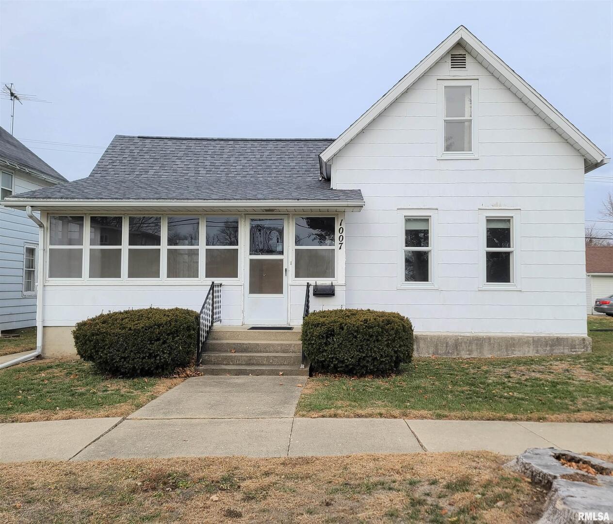 1007 16th Ave., Fulton, IL 61252