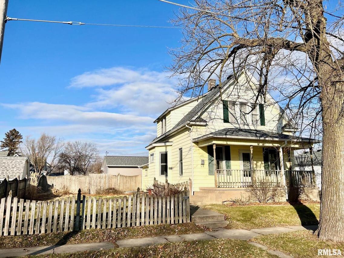1715 18th Ave. #A, Moline, IL 61265