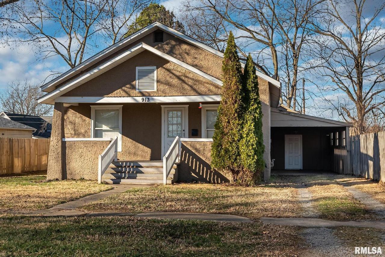 913 S 13th St., Herrin, IL 62948