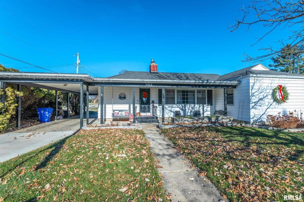 454 Page St., Kewanee, IL 61443