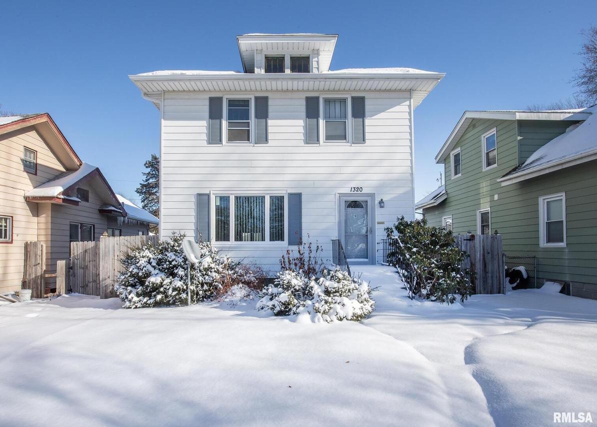 1320 25th St., Moline, IL 61265