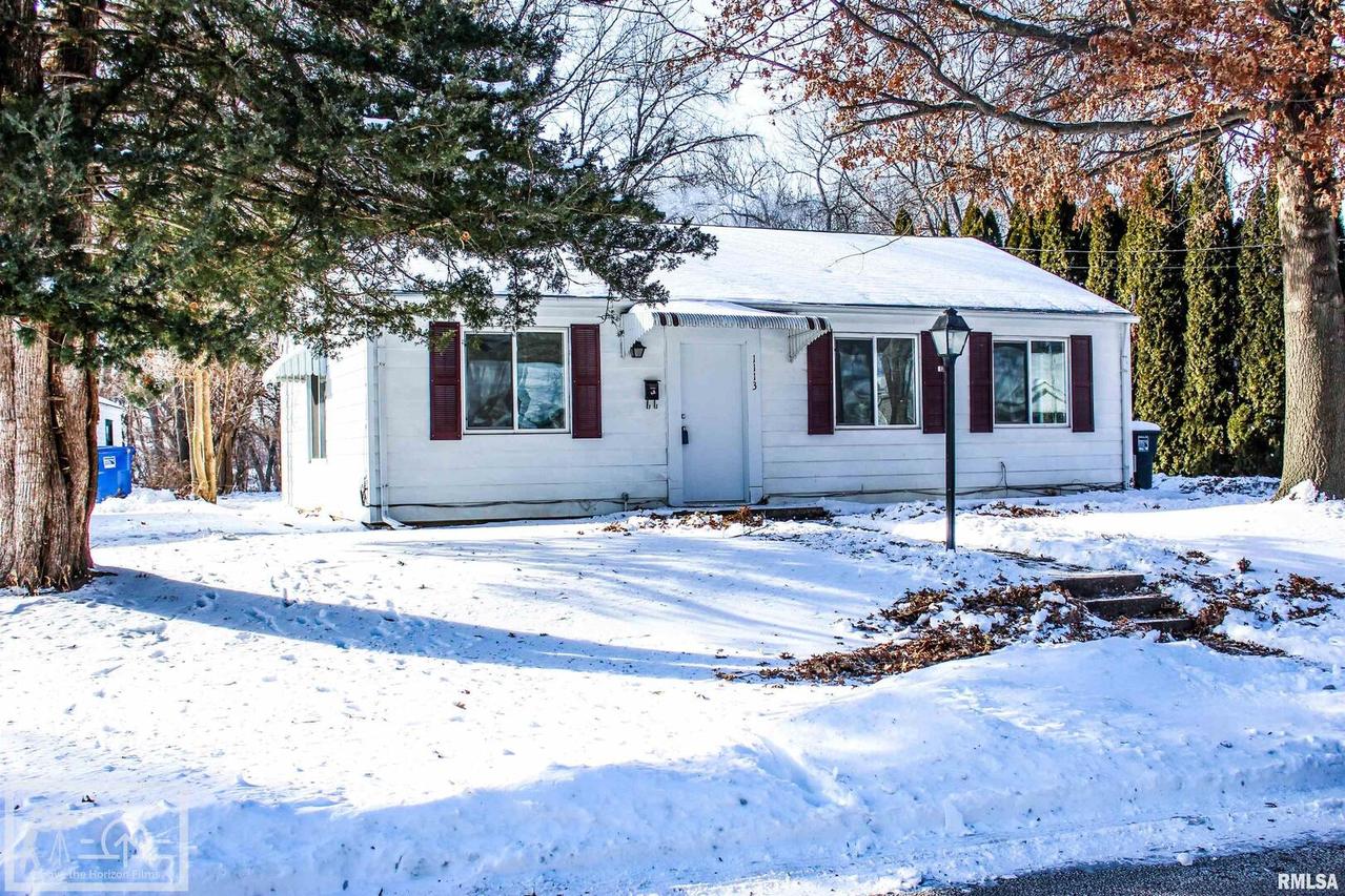 1113 37th Street Ct., Moline, IL 61265