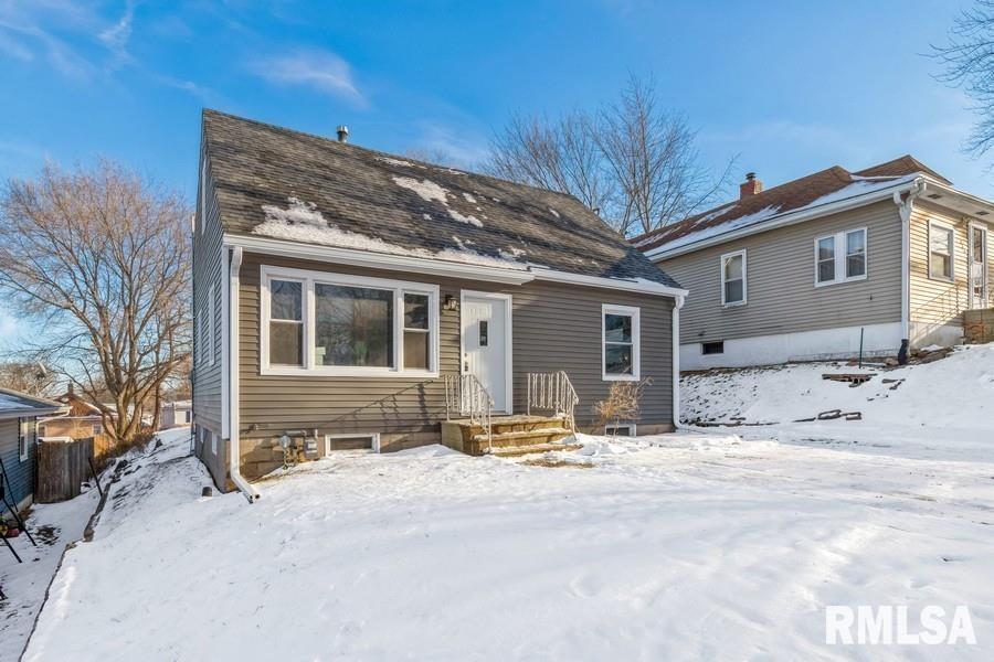 135 4th St., Silvis, IL 61282