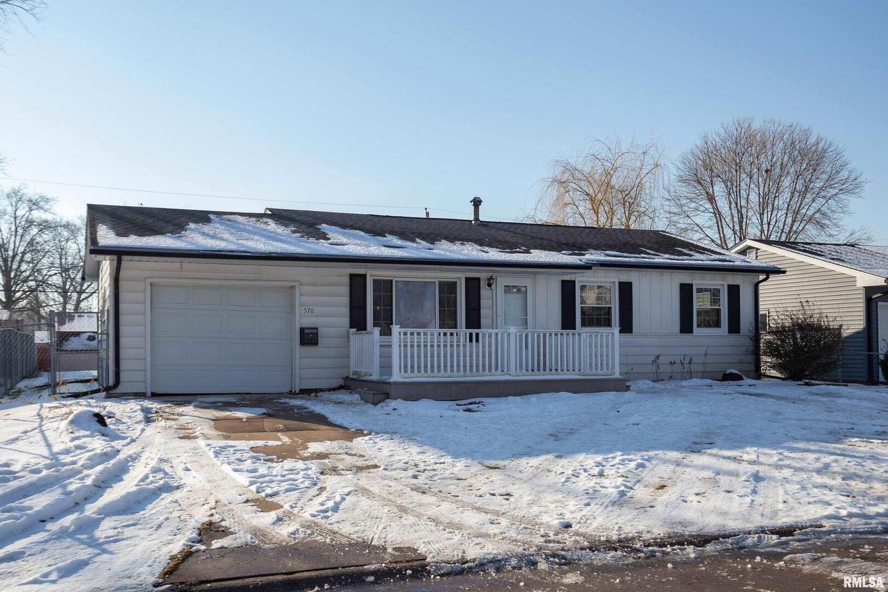570 33rd Ave., East Moline, IL 61244