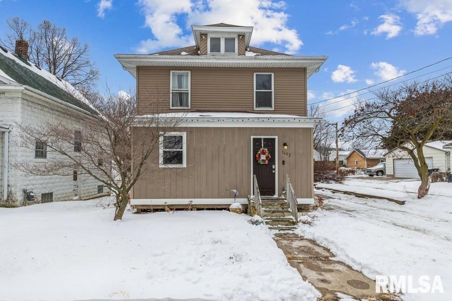 1602 20th Ave., Rock Island, IL 61201