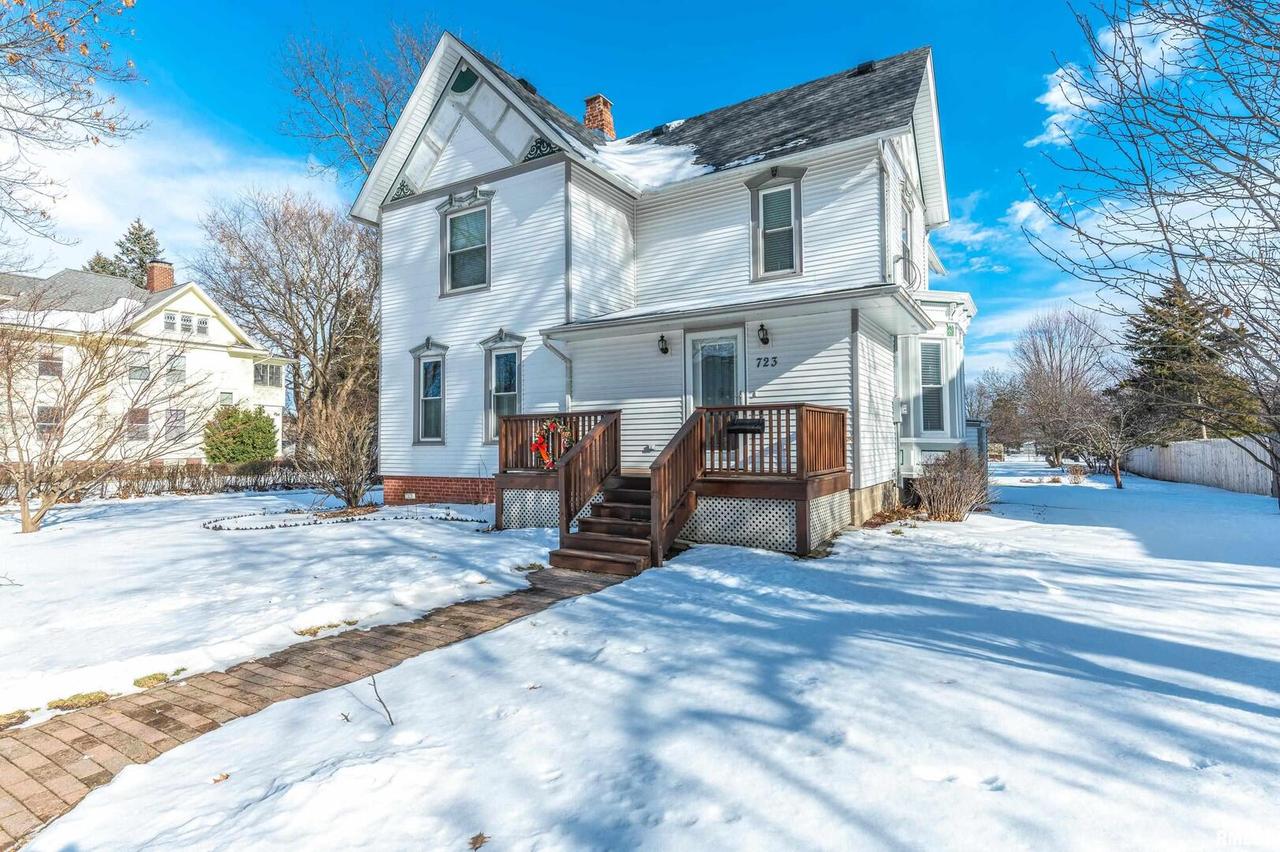 723 NW 3rd Ave., Galva, IL