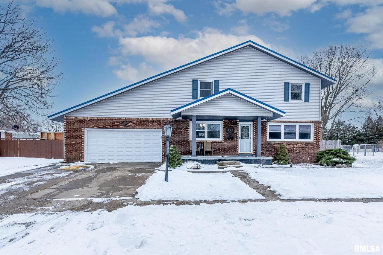 603 W 13th St., Rock Falls, IL 61071