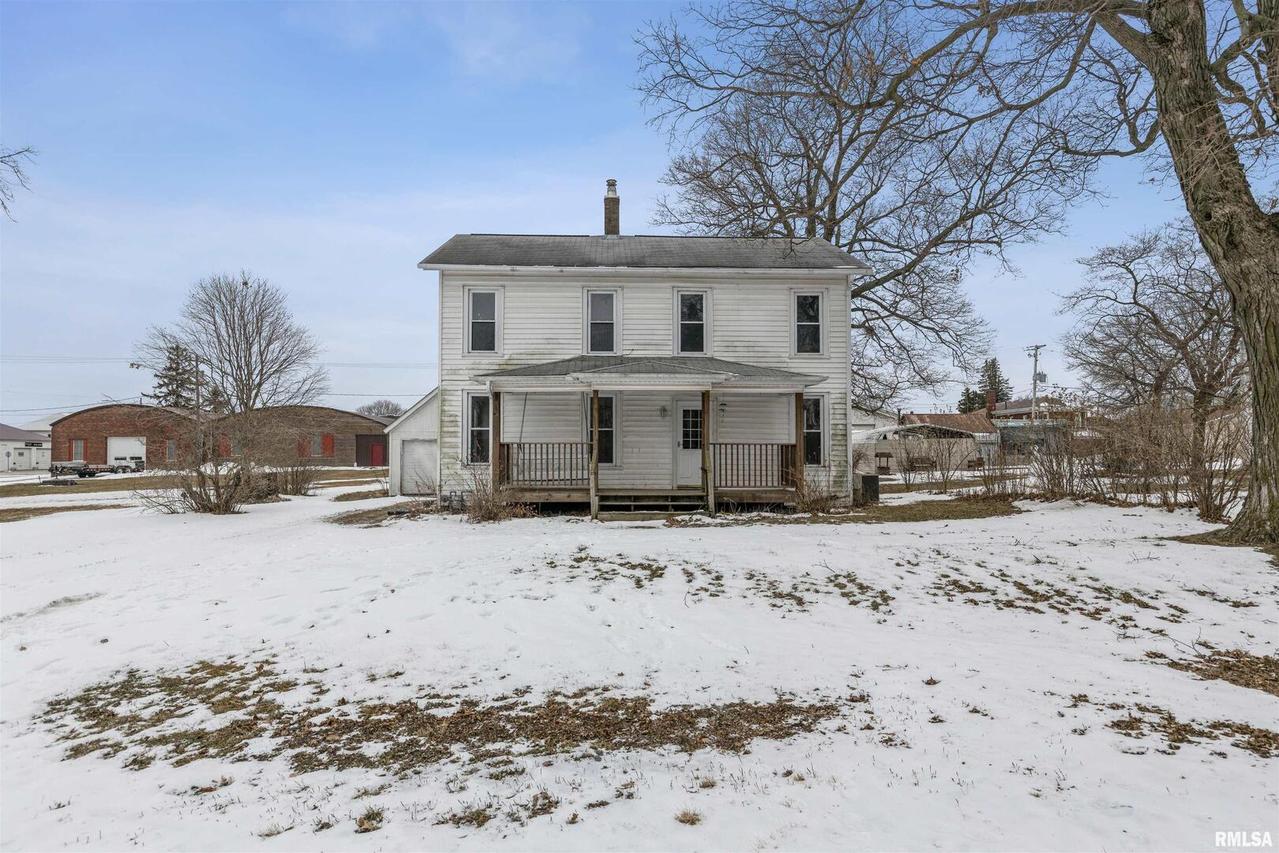 210 Edgington St., Reynolds, IL 61279