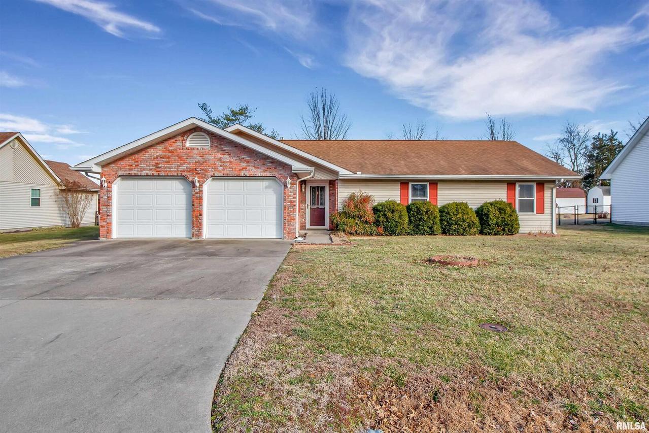 3012 Willow Branch Dr., Herrin, IL 62948