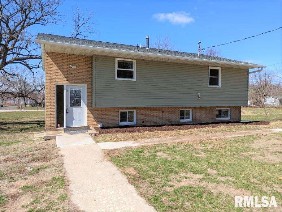 610 4th St., Cordova, IL 61242