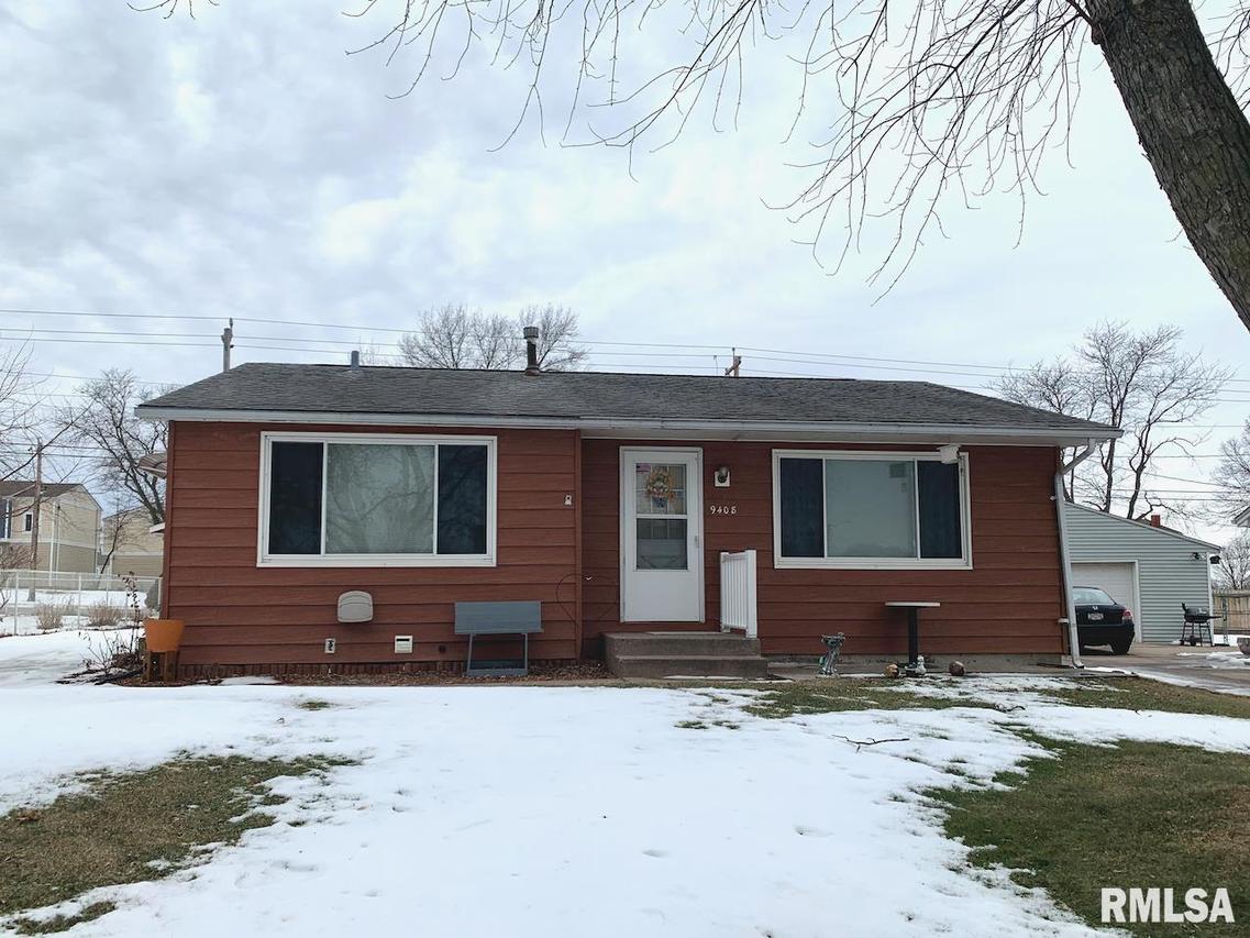 9408 13 1/2 St., Rock Island, IL 61201