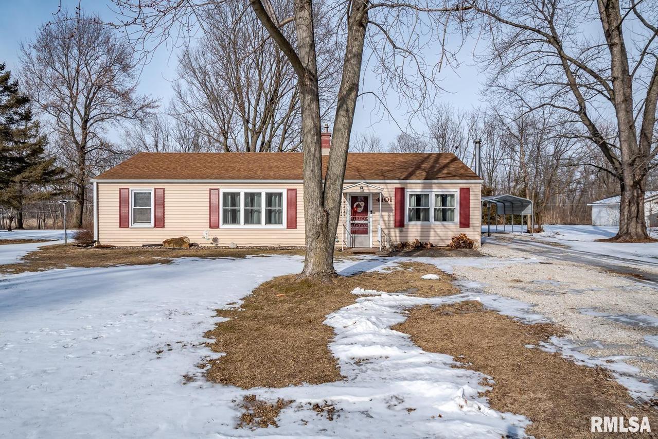 4101 5th Ave., East Moline, IL 61244