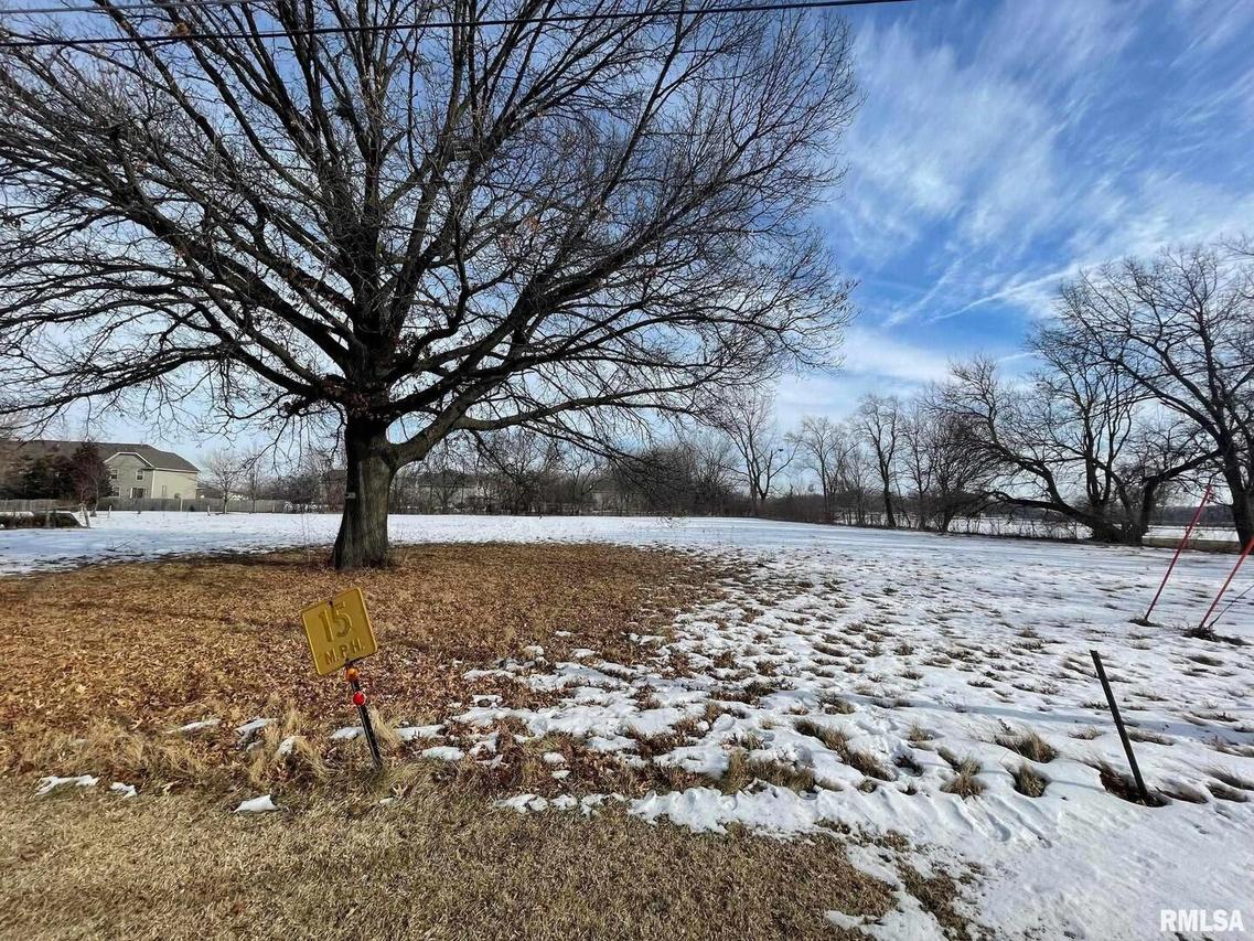 Lot 418 7th Ave., Silvis, IL 61282