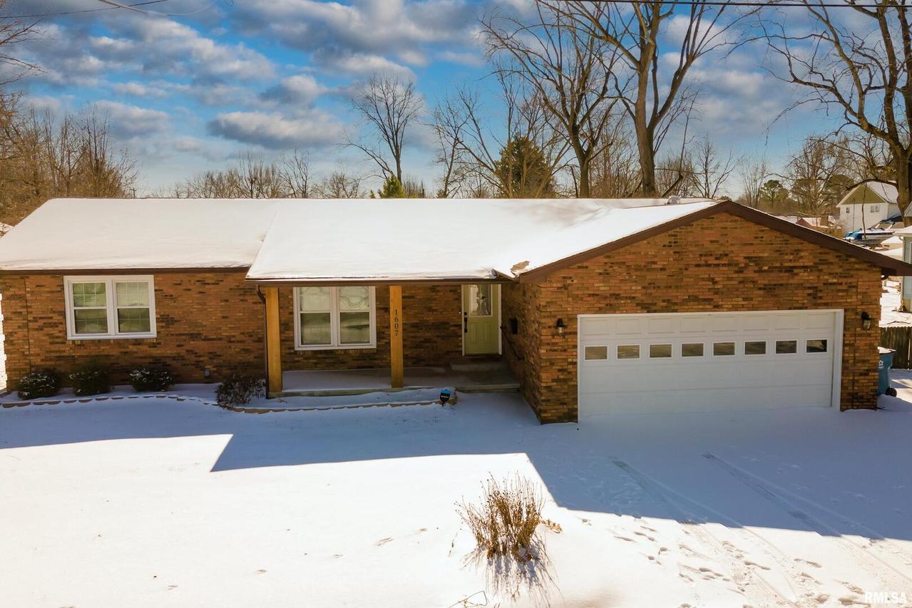1607 W Copeland St., Marion, IL 62959