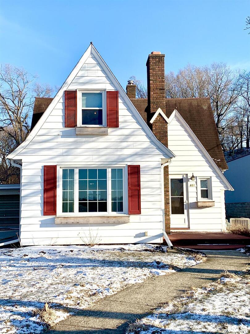 601 S Main St., Albany, IL 61230