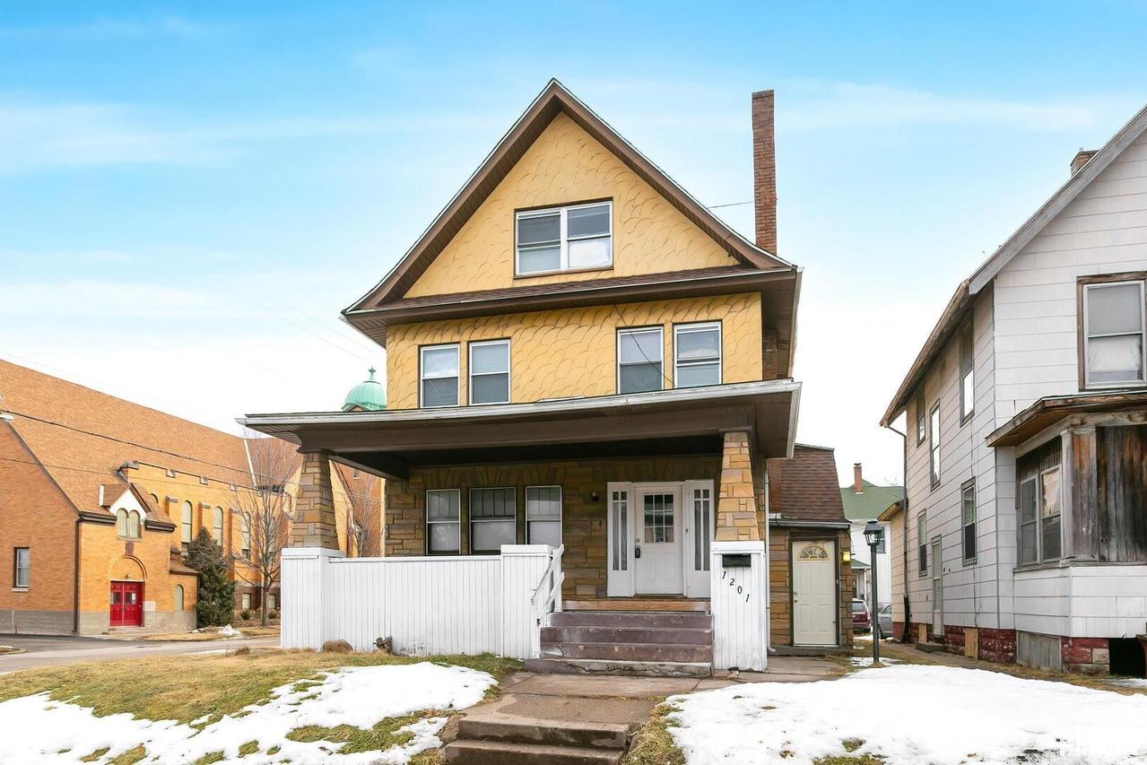 1201 Glenhurst Ct., Rock Island, IL 61201