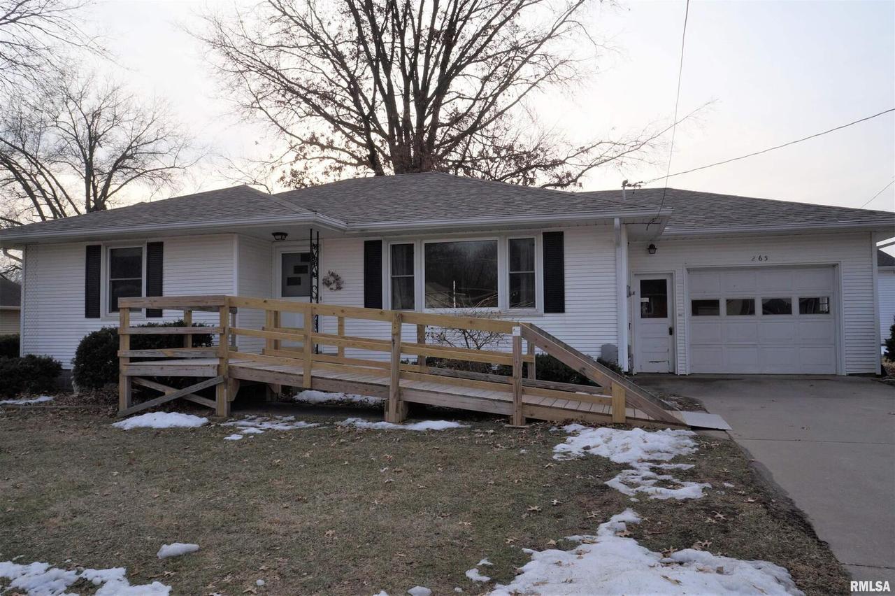 265 Hillcrest Dr., Geneseo, IL 61254