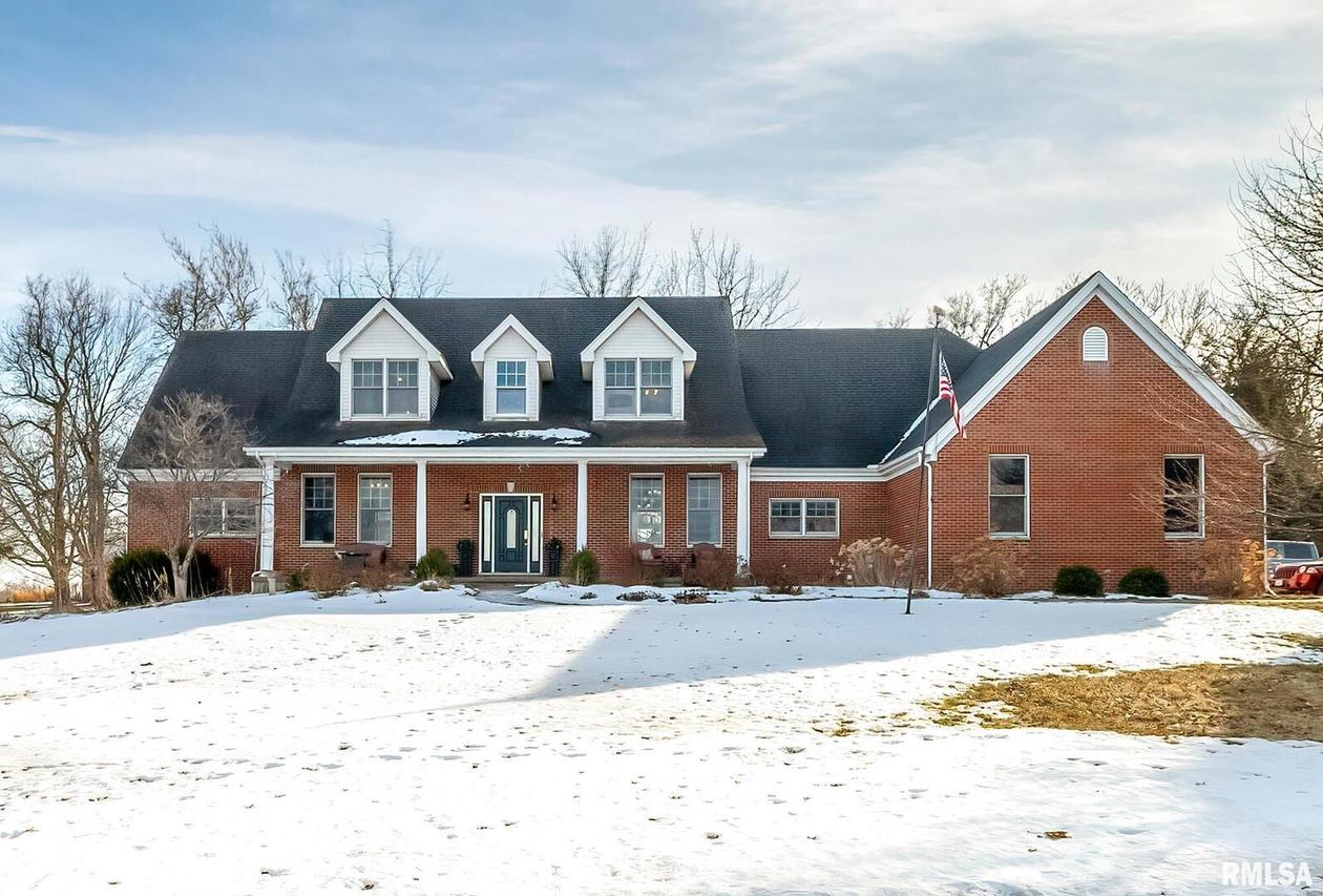 13585 N 2150 Ave., Geneseo, IL 61254