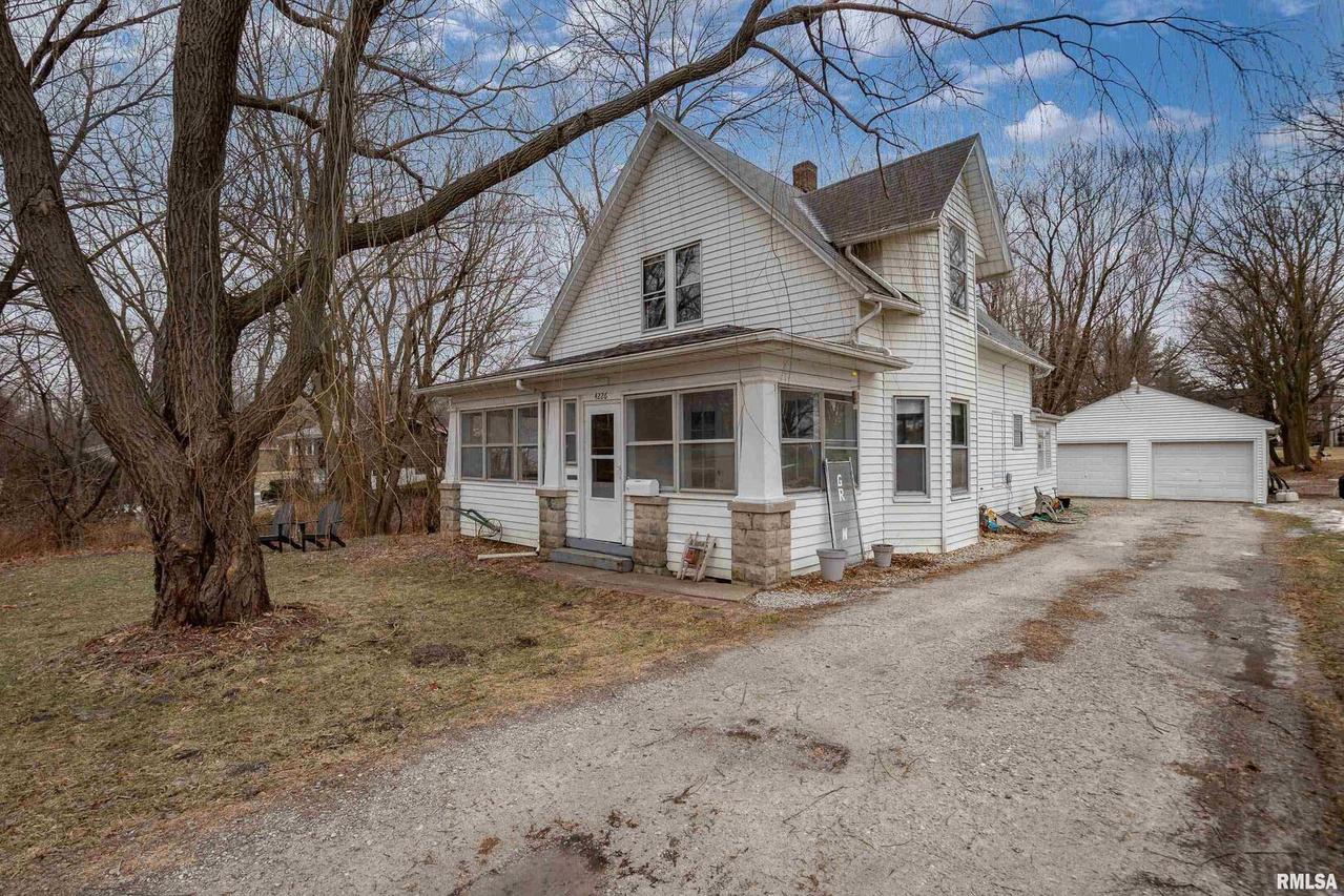 4226 10th Ave., Moline, IL 61265