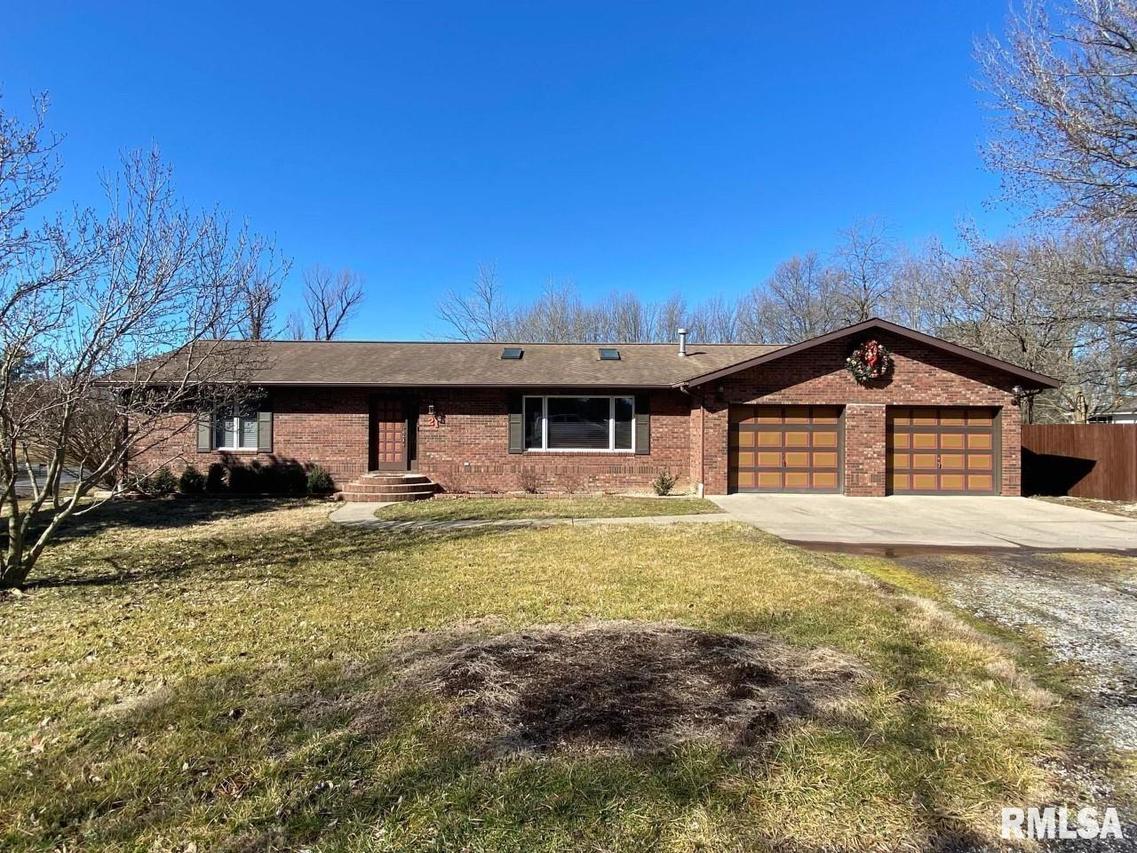 21 Cedar Crest Ln., Makanda, IL 62958