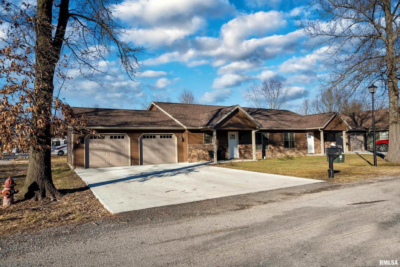 1201/1203 Duncan St., Herrin, IL 62948