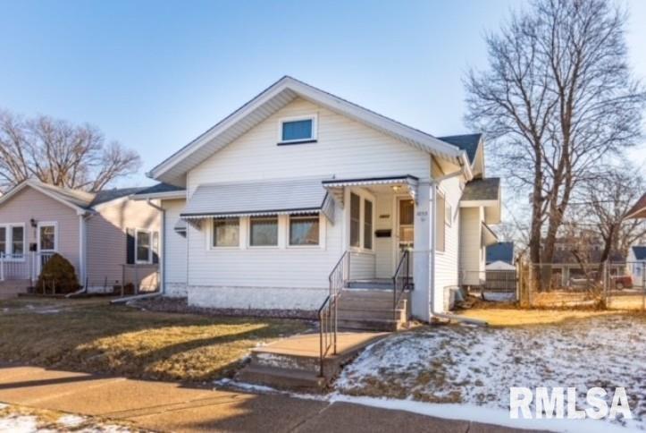 1853 35th St., Rock Island, IL 61201