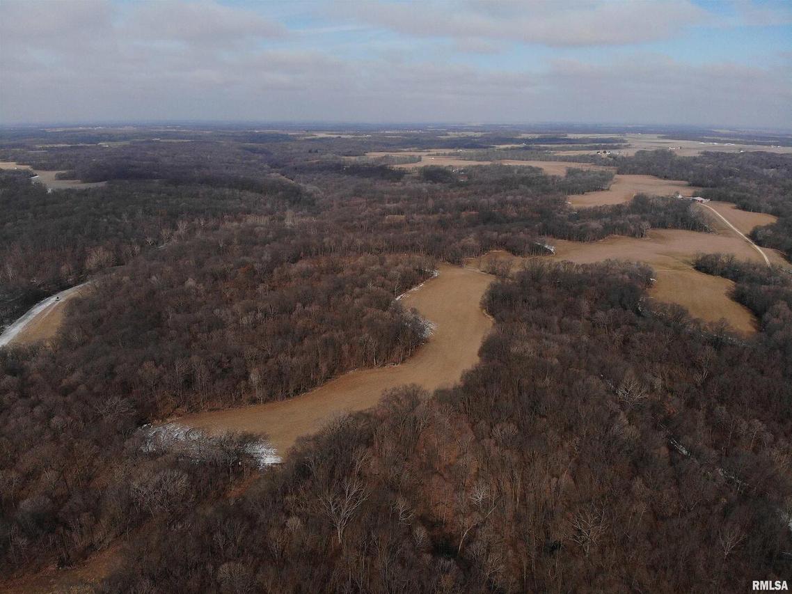 Kerton Rd., Astoria, IL 61501