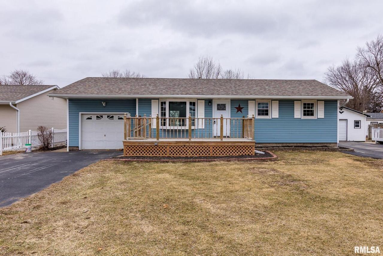 815 4th St., Colona, IL 61241