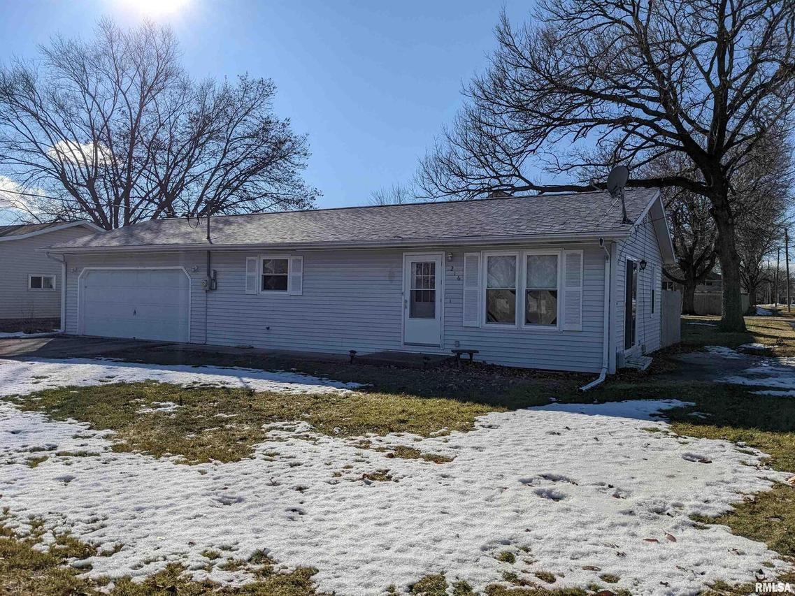 216 N Depot St., Annawan, IL 61234