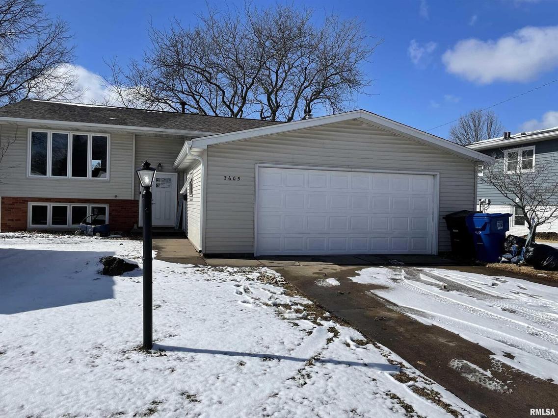 3605 36th St., Moline, IL 61265