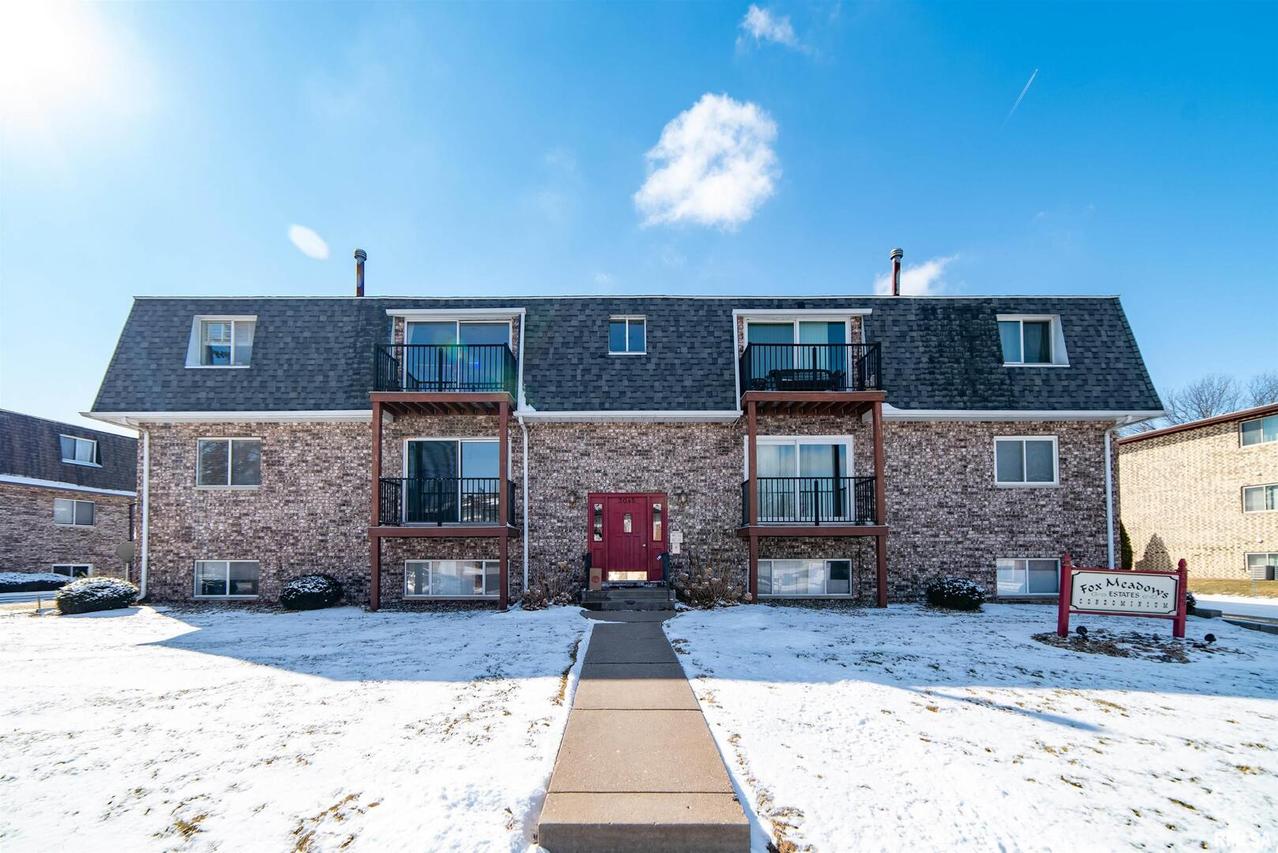 3045 4th St. #5, Moline, IL 61265