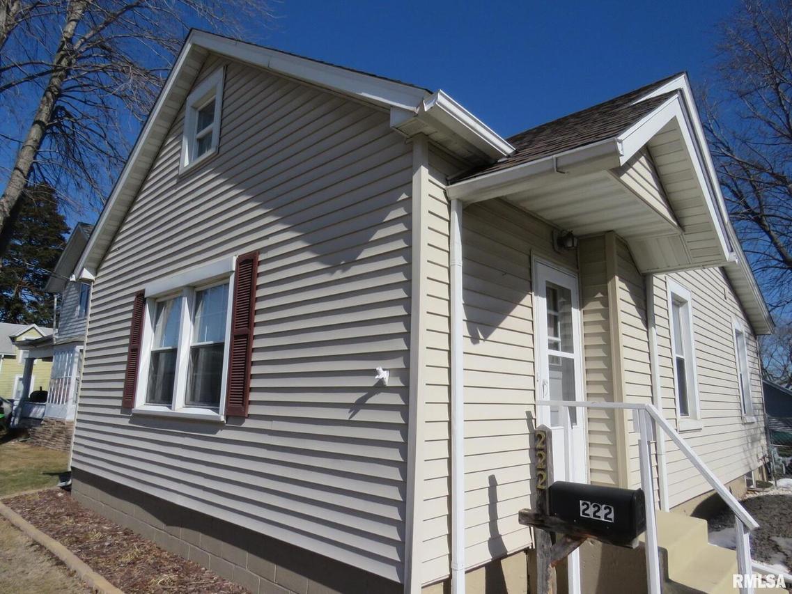 222 S Oakwood Ave., Geneseo, IL 61254