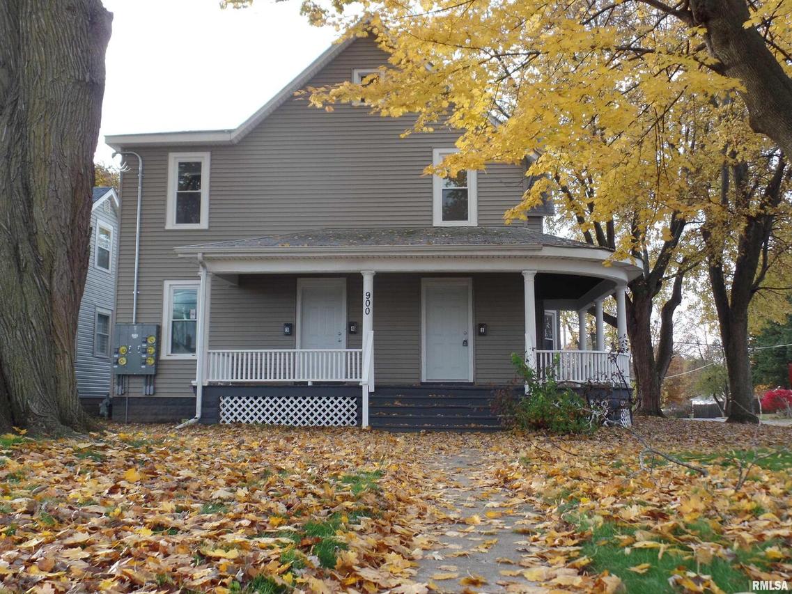 900 4th Ave., Silvis, IL 61282