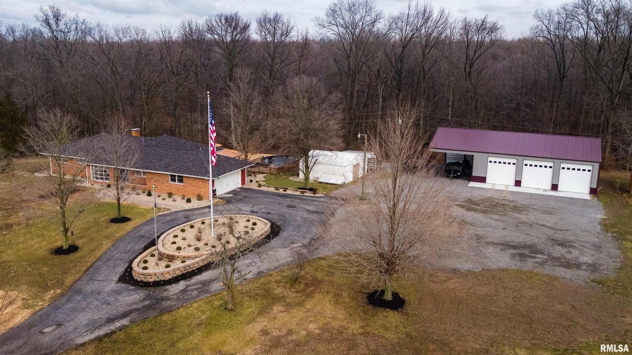 10584 Khoury League Rd., Marion, IL 62959