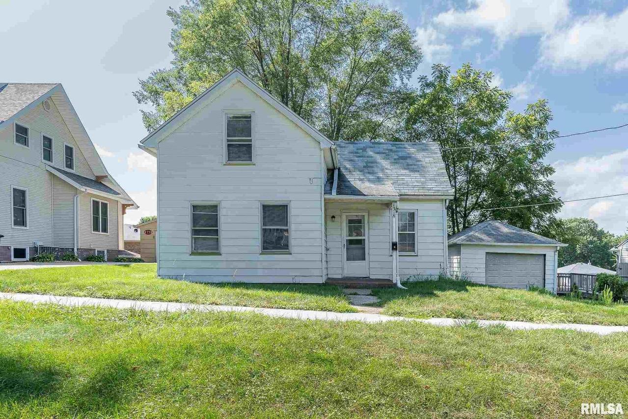 1318 4th St., Orion, IL 61273