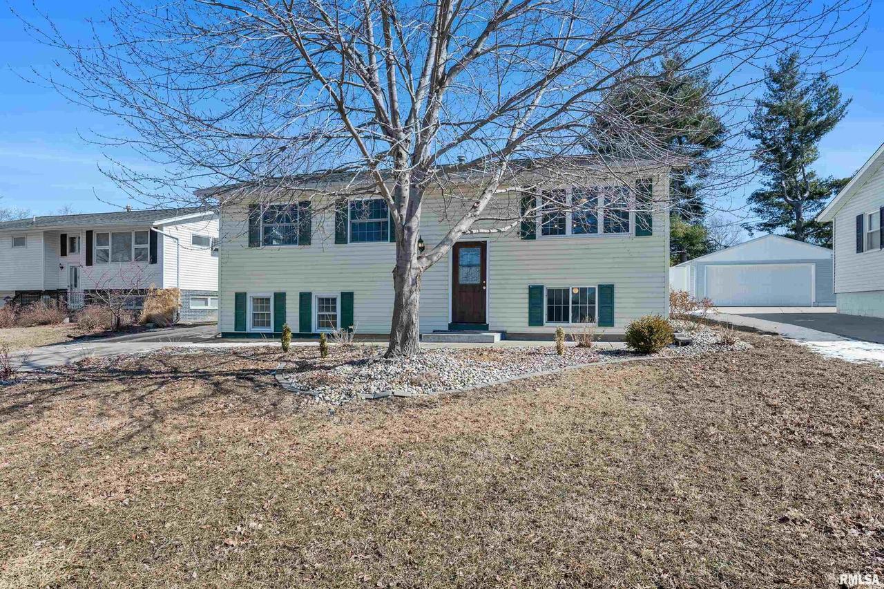 714 6th St., Colona, IL 61241