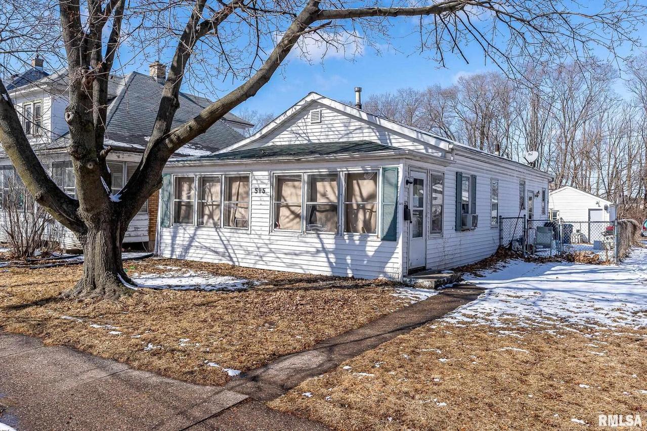 515 15th Ave., East Moline, IL 61244