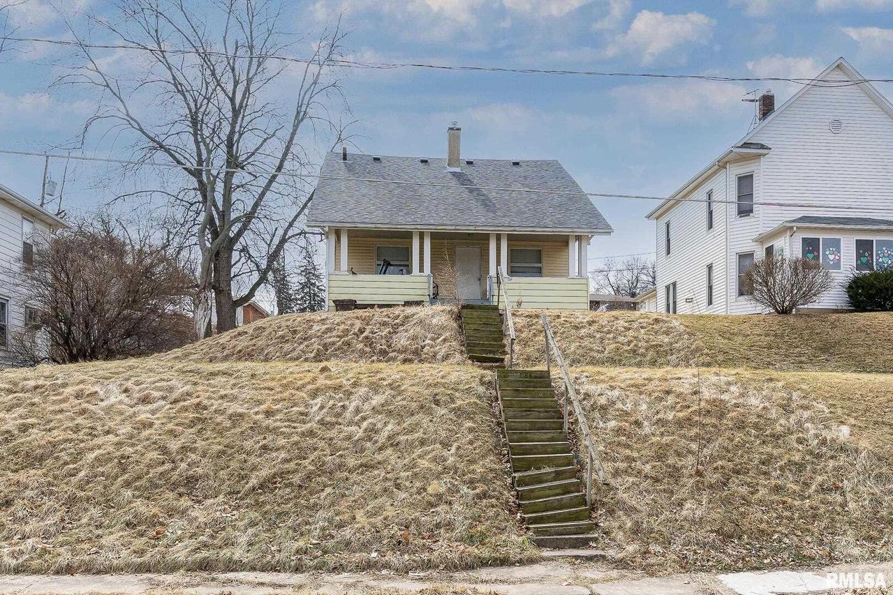 1224 2nd Ave., Silvis, IL 61282