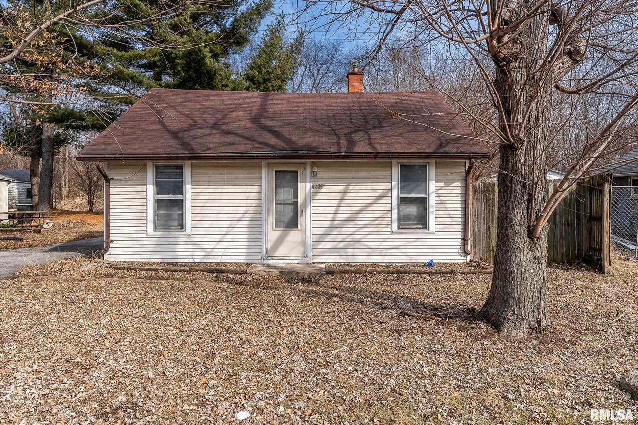4009 6th St., Rock Island, IL 61201