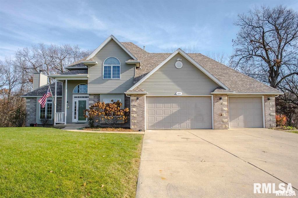 1317 Fyre Lake Dr., Sherrard, IL 61281